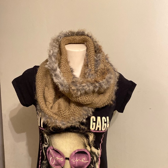 Rudsak wool knit infinity scarf - Picture 4 of 6